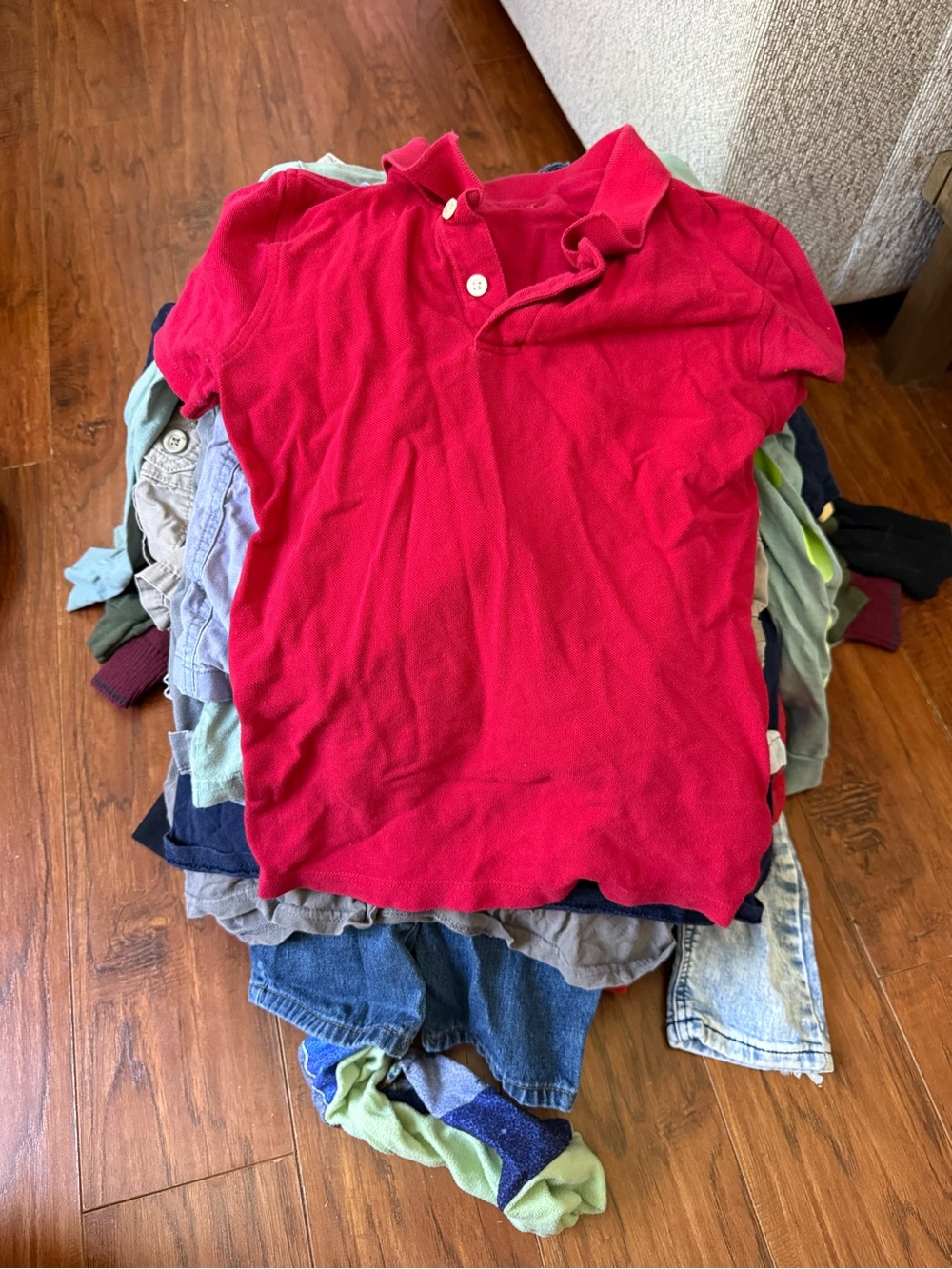 39 Piece Boy’s Size Medium (8) Clothing Clothes Bundle Lot – Hoodies Jeans